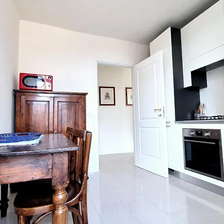 Piazza Vecchia Boutique * Бергамо